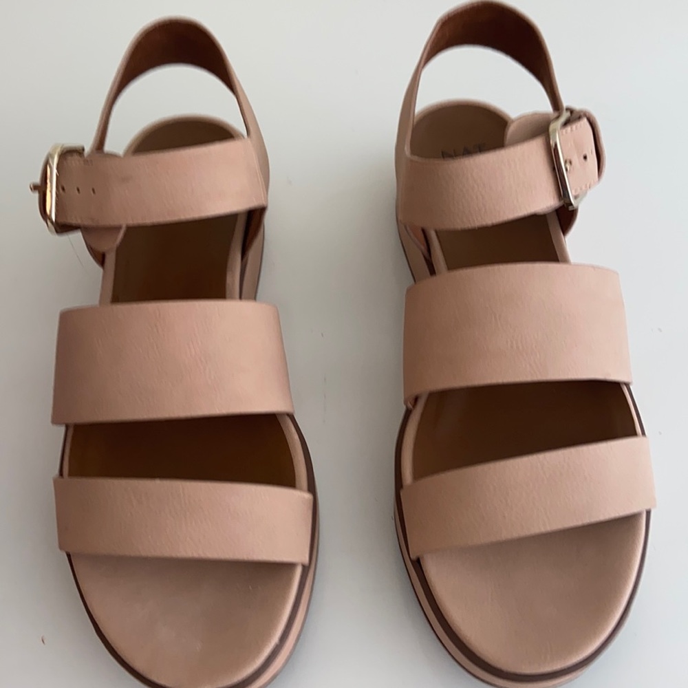 Women’s platform sandals